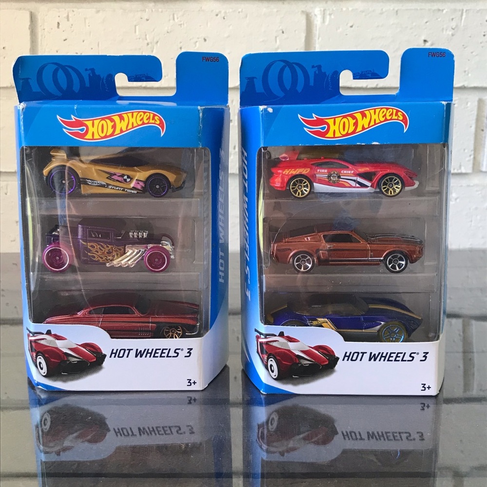 3 Pack Hot Wheels Lot of 2 - 6 total pieces (B)